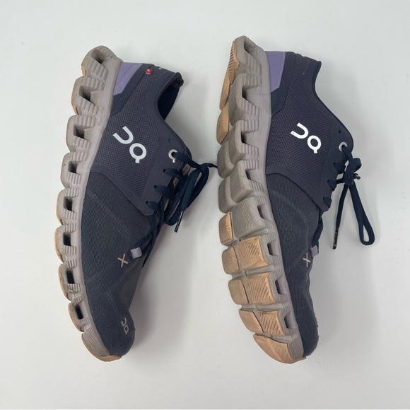 ON RUNNING Women’s Cloud X Running Shoe in Iron Fade size 10 - Picture 3 of 9